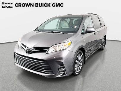 Used 2020 Toyota Sienna XLE