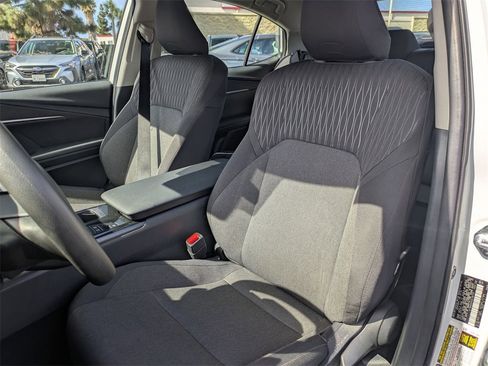 Used 2025 Toyota Camry LE image 14