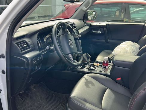 Used 2024 Toyota 4Runner TRD Off-Road Premium w/ Moonroof Package AWD/4WD image 7