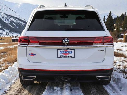 Used 2025 Volkswagen Atlas SE image 5