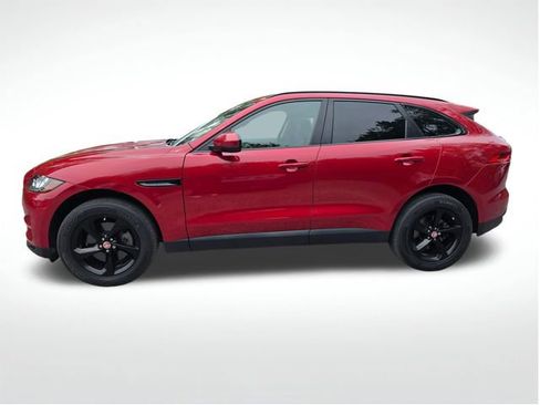Used 2017 Jaguar F-PACE Premium image 6