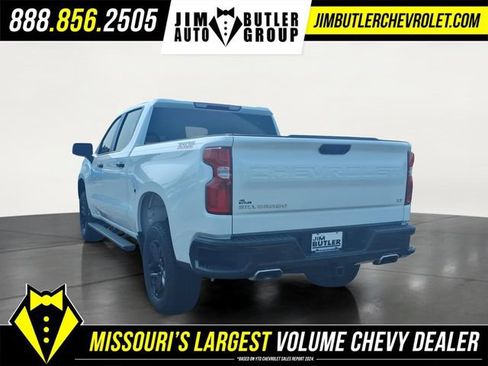 Used 2022 Chevrolet Silverado 1500 LT Trail Boss AWD/4WD image 2