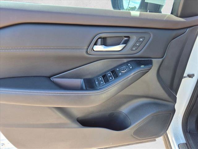 Used 2023 Nissan Rogue SL w/ SL Premium Package AWD/4WD image 13