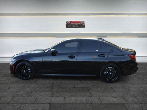 Used 2022 BMW 330i Sedan w/ M Sport Package RWD image 4