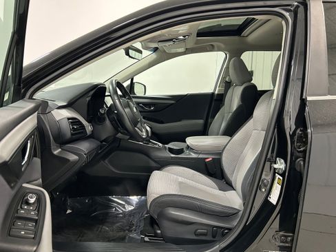Used 2022 Subaru Outback Premium w/ Popular Package #1 AWD/4WD image 4