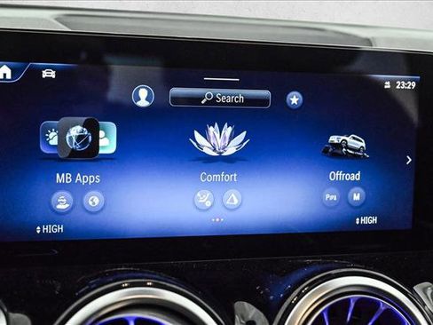 New 2026 Mercedes-Benz GLB 250 4MATIC image 16