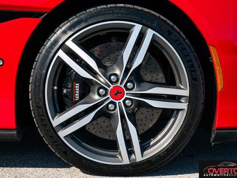 Used 2020 Ferrari Portofino RWD image 47