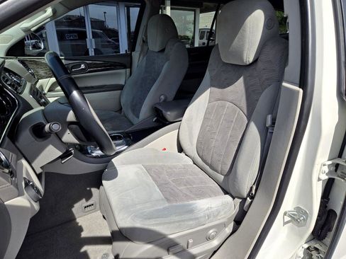 Used 2014 Buick Enclave Convenience image 9