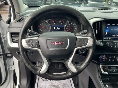 Used 2022 GMC Terrain SLT w/ Infotainment Package II image 19