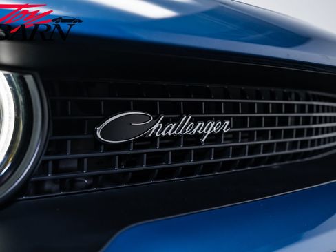 Used 2021 Dodge Challenger R/T Scat Pack RWD image 9