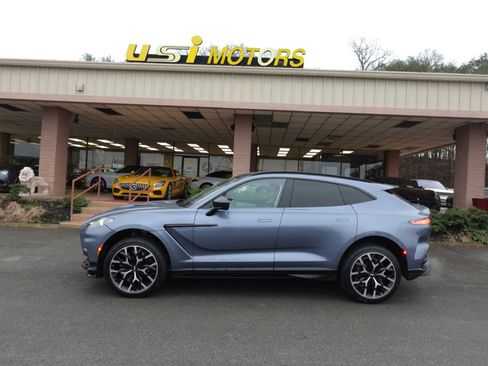 Used 2024 Aston Martin DBX 707 image 24