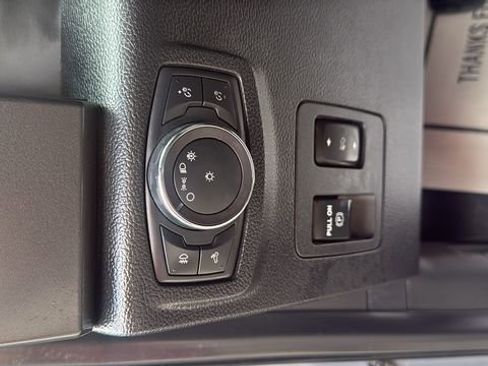 Used 2019 Ford F150 XLT w/ Equipment Group 302A Luxury image 16