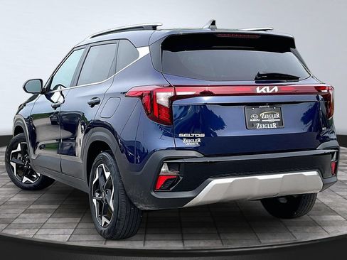 Used 2024 Kia Seltos EX AWD/4WD image 11