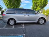 Used 2014 Toyota Sienna XLE image 4
