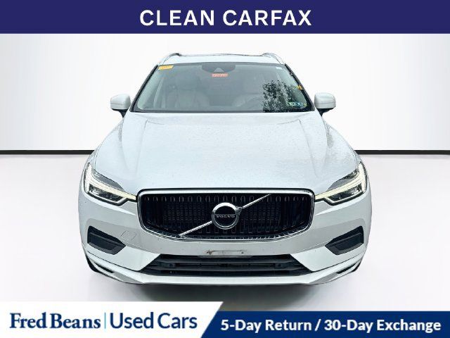 Used 2018 Volvo XC60 T5 Momentum w/ Vision Package AWD/4WD image 2