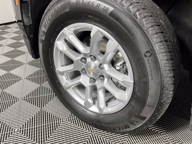 Used 2025 Chevrolet Tahoe LT AWD/4WD image 13