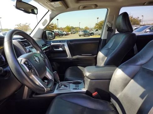 Used 2014 Toyota 4Runner Limited AWD/4WD image 19
