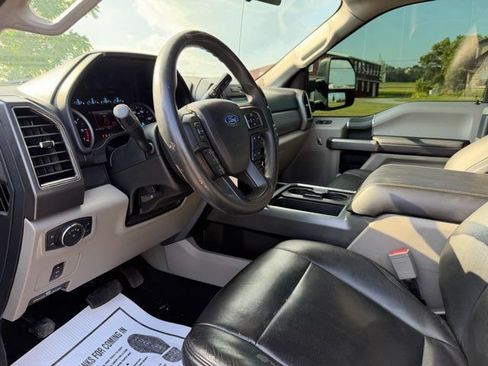 Used 2019 Ford F250 XLT w/ XLT Value Package AWD/4WD image 9