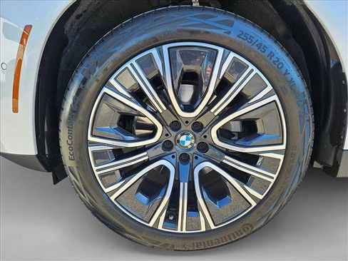 Certified 2025 BMW X3 xDrive30i w/ Premium Package image 22