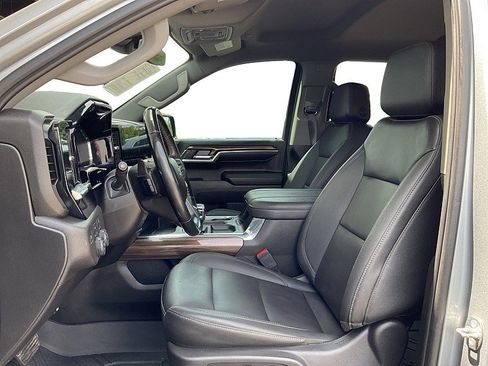 Used 2024 Chevrolet Silverado 1500 RST w/ Convenience Package II image 10