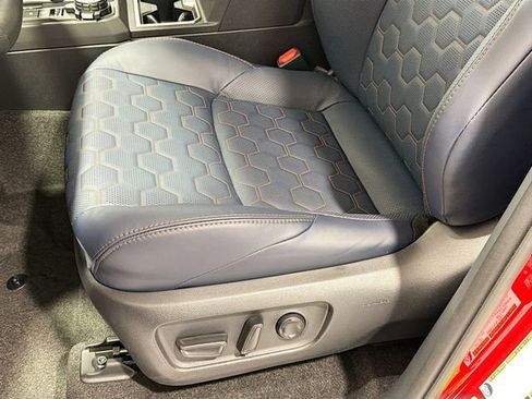 New 2026 Toyota 4Runner 4WD image 17