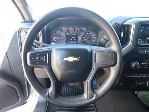 Used 2022 Chevrolet Silverado 1500 Custom AWD/4WD image 14