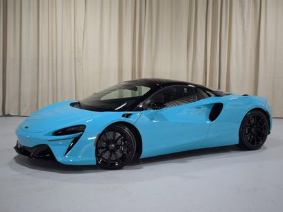 New 2025 McLaren Artura Spider