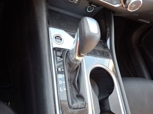 Used 2024 Nissan Altima 2.5 SV image 29