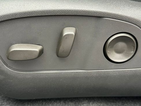 New 2026 Chevrolet Equinox EV LT image 22