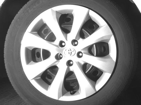Used 2025 Toyota Corolla LE FWD image 13