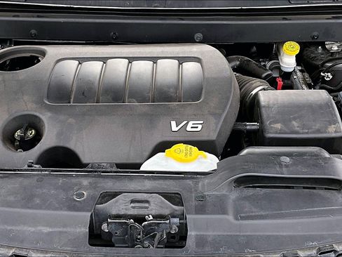 Used 2018 Dodge Journey SXT w/ Connectivity Group image 30