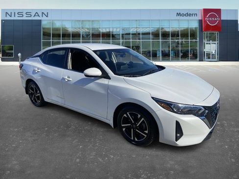 Certified 2024 Nissan Sentra SV w/ All-Weather Package image 3