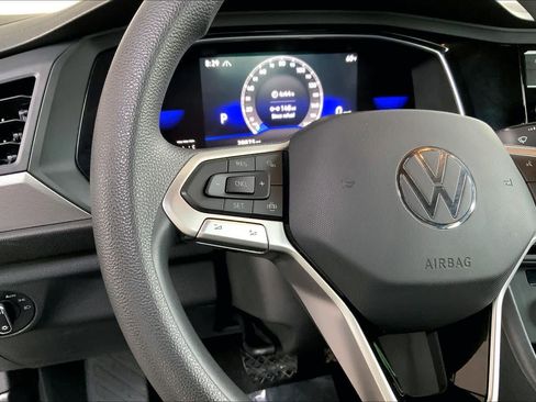 Used 2022 Volkswagen Jetta Sport image 24