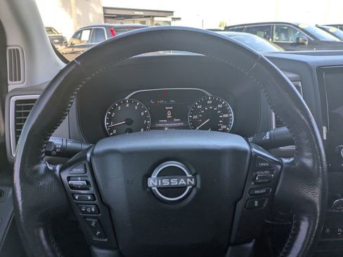 Used 2022 Nissan Frontier SV image 27