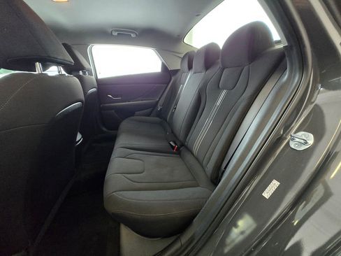 Used 2023 Hyundai Elantra SEL w/ Convenience Package image 20