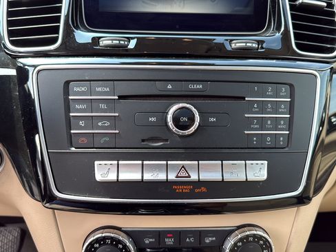 Used 2017 Mercedes-Benz GLE 350 4MATIC image 32