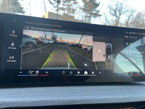 New 2026 BMW 430i xDrive Convertible w/ Premium Package image 17