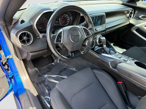 Used 2018 Chevrolet Camaro LT image 24