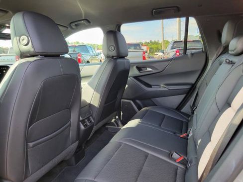 Used 2025 Chevrolet Equinox LT w/ Convenience Package II AWD/4WD image 25