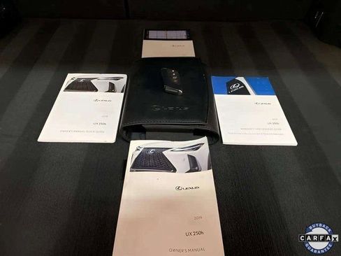 Used 2019 Lexus UX 250h w/ Premium Package image 77