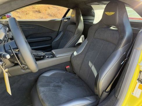 New 2025 Aston Martin V8 Vantage Coupe image 12