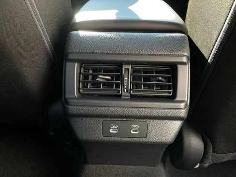 Certified 2025 Honda Accord SE image 37