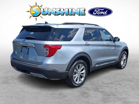 Certified 2023 Ford Explorer XLT w/ Equipment Group 202A AWD/4WD image 6