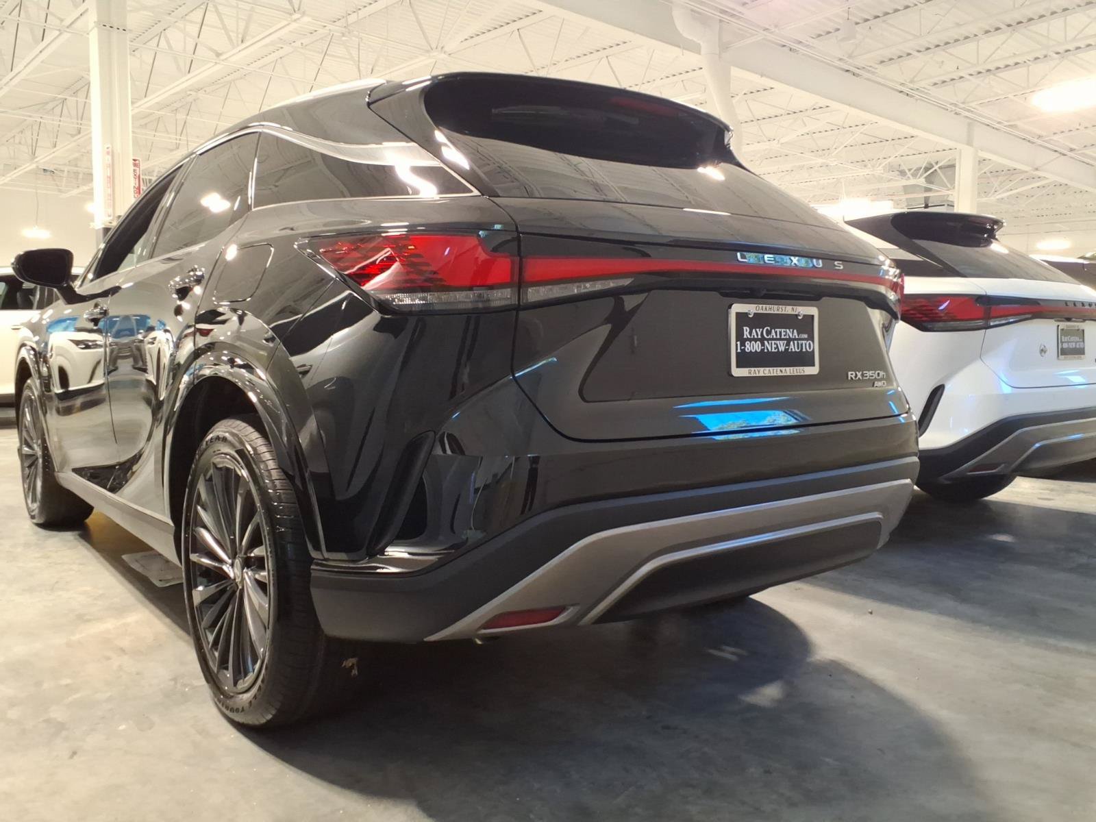 New 2026 Lexus RX 350h AWD/4WD image 14