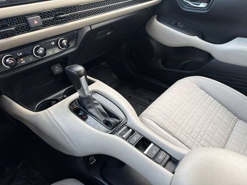 Used 2023 Honda HR-V LX image 26