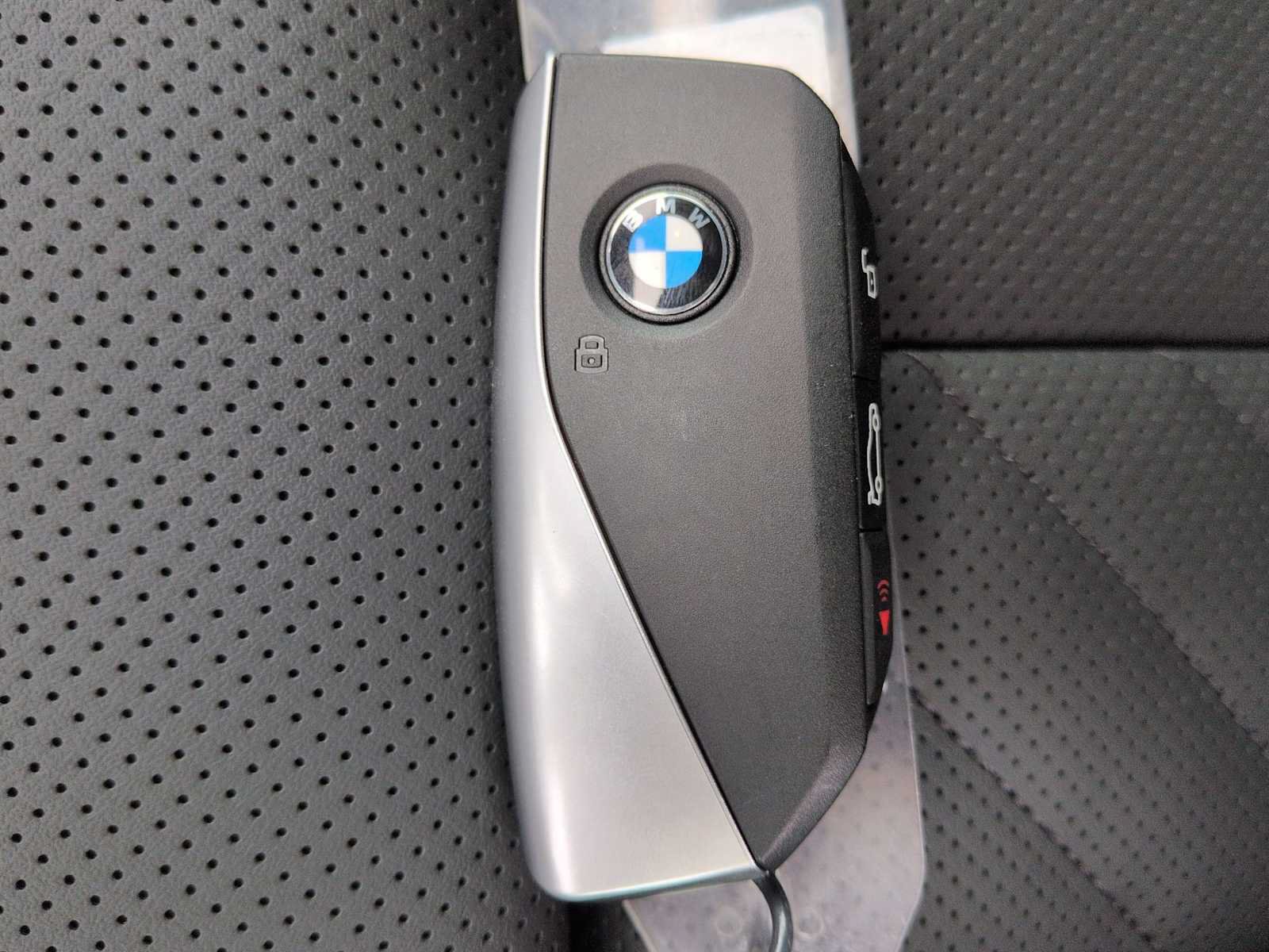 Used 2026 BMW X3 xDrive30i w/ M Sport Package AWD/4WD image 36
