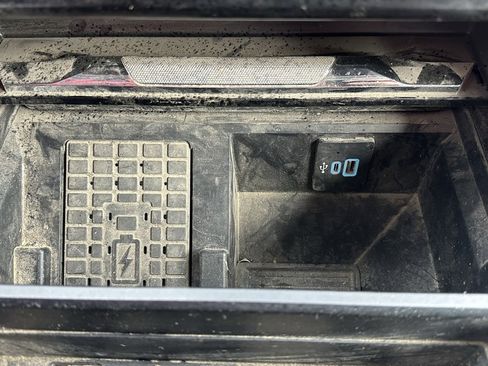 Certified 2024 Ford F250 Lariat w/ Lariat Ultimate Package image 30