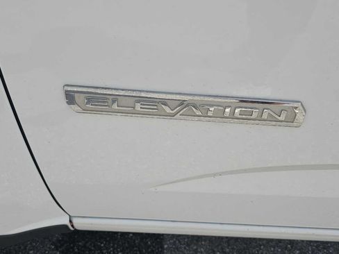 Used 2021 GMC Canyon Elevation Standard w/ Convenience Package RWD image 4