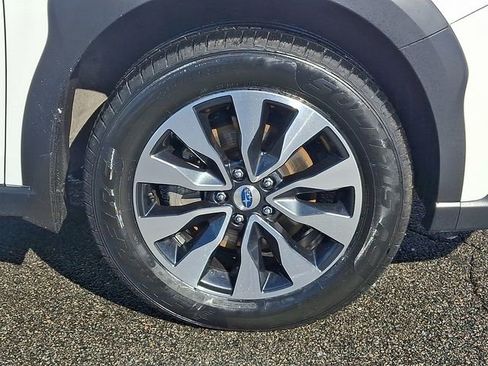 Used 2023 Subaru Outback Limited image 8