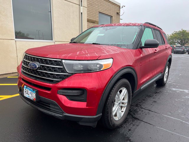 Used 2020 Ford Explorer XLT w/ Comfort Package AWD/4WD image 4